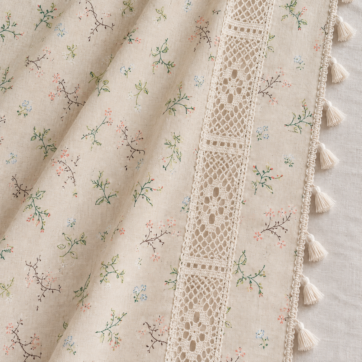 Voilage crème fleuri, crochet et pompons — vue 6